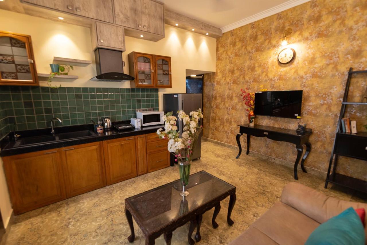 J'S Nest Hotel Kolkata Ngoại thất bức ảnh