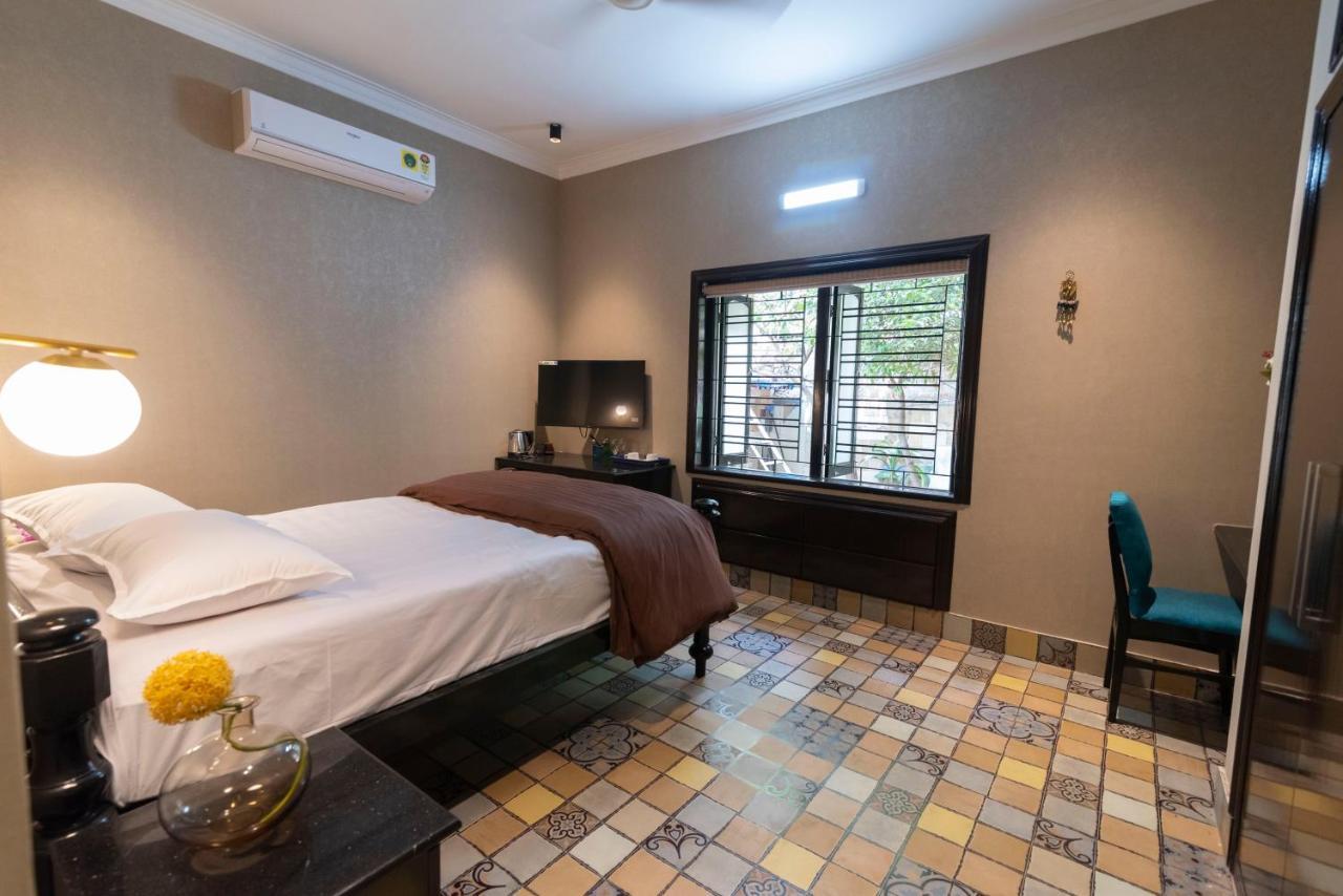 J'S Nest Hotel Kolkata Ngoại thất bức ảnh