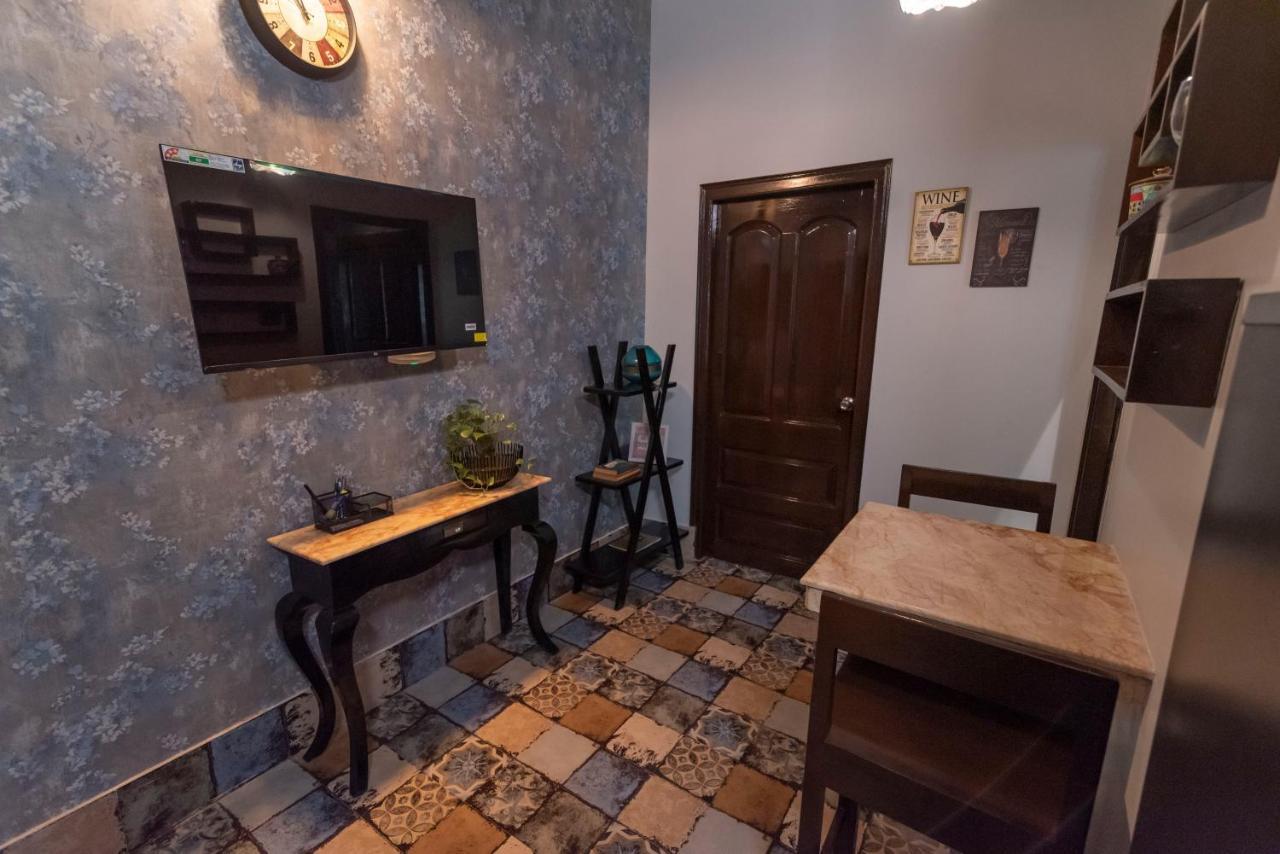 J'S Nest Hotel Kolkata Ngoại thất bức ảnh