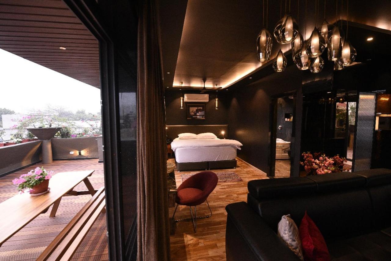 J'S Nest Hotel Kolkata Ngoại thất bức ảnh